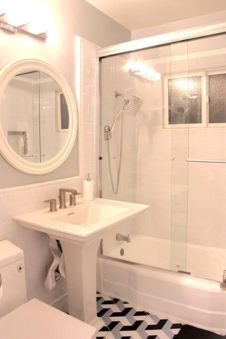 Вілла Newly Furnished Pool House Лос-Анджелес Екстер'єр фото