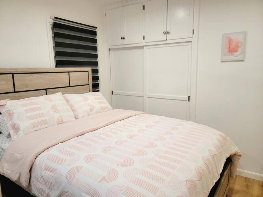 Вілла Newly Furnished Pool House Лос-Анджелес Екстер'єр фото